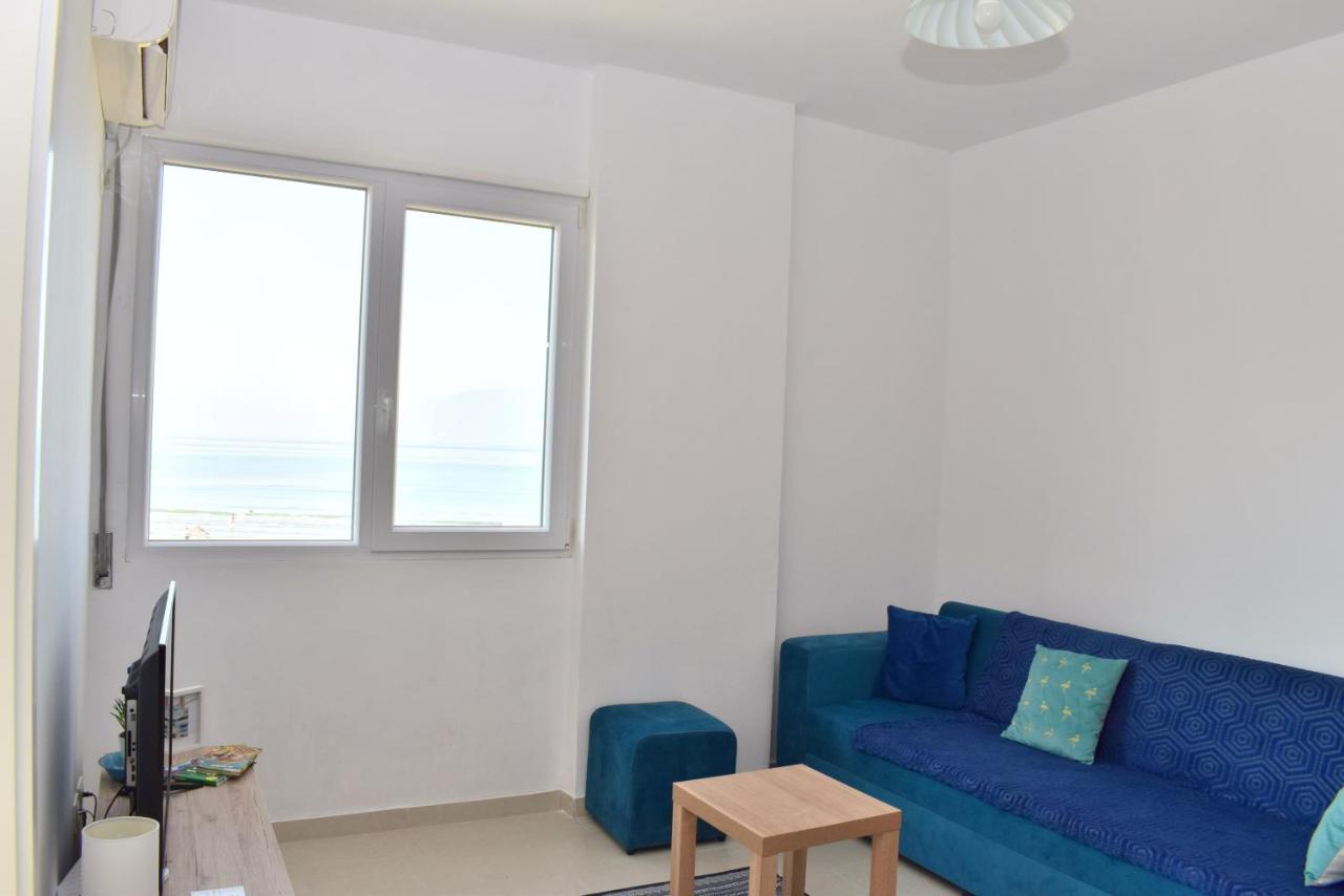 Sea View Apartment - 007 Vlorë Esterno foto